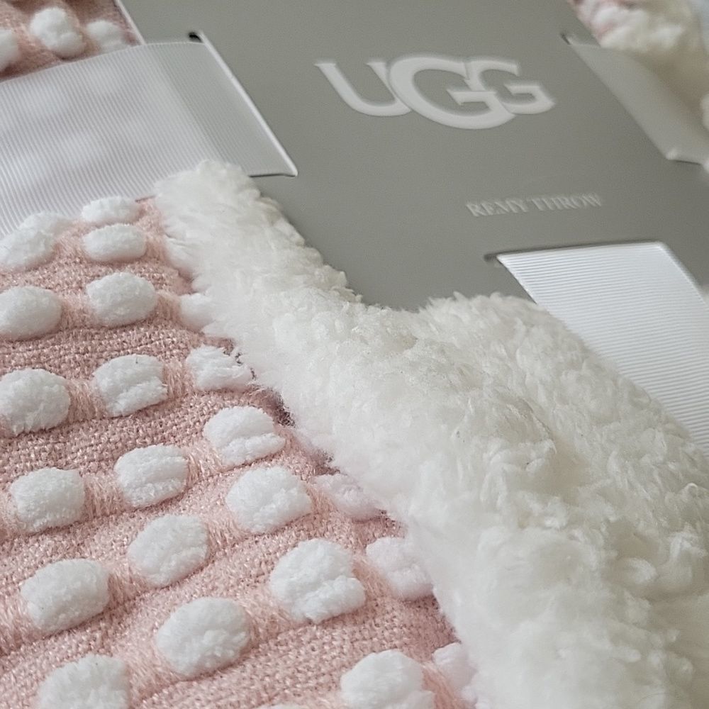 NEW UGG polka dot sherpa NEUTRAL COLOR Remy Throw cozy gift warm blanket NWT - Picture 6 of 7